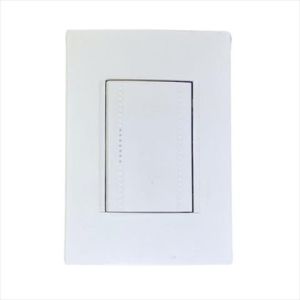 PULSADOR BLANCO CON LUZ PILOTO LINEA LIVING LIGHT. BTICINO