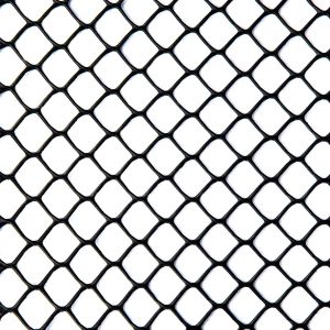 Malla pollito 1/2" 1,5 x 30 m negra Trical